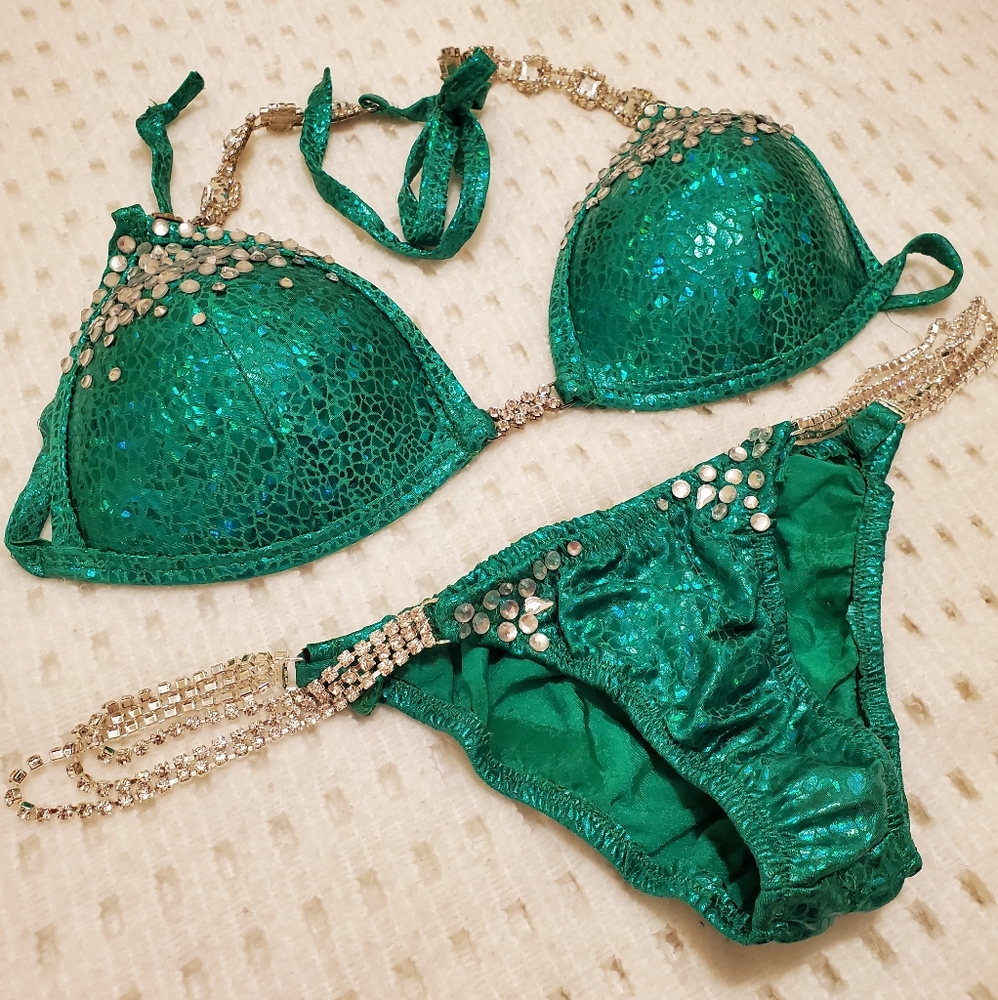 Green Competition Bikini